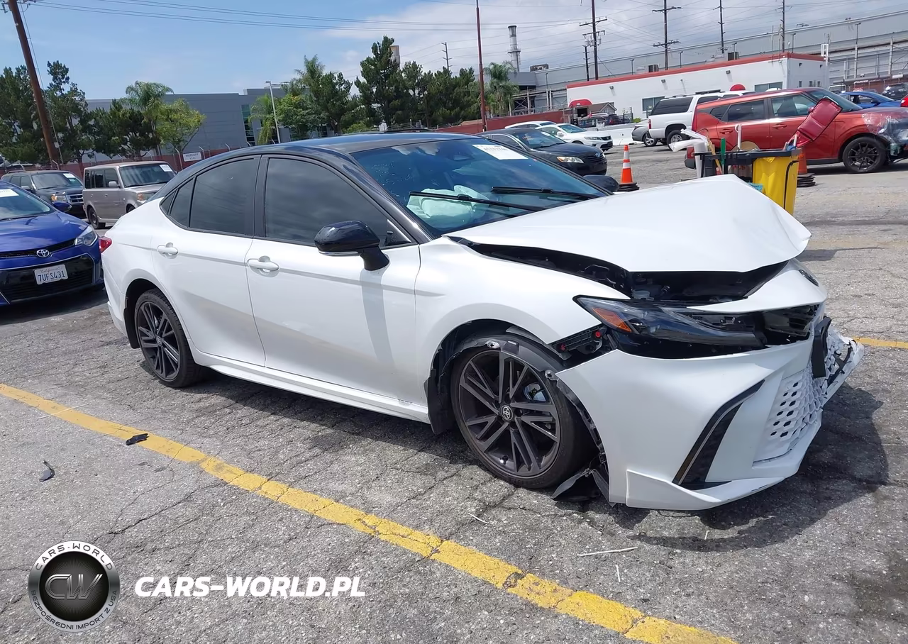 2025 Toyota Camry Xse – zdjęcie 1 z 16