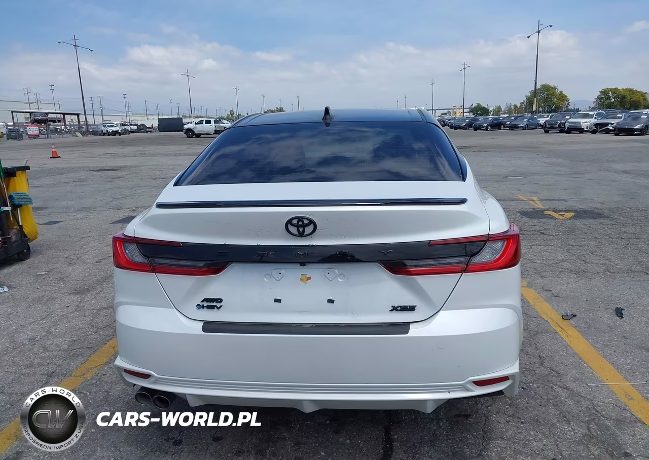 2025 Toyota Camry Xse VIN:4T1DBADK3SU020229 - 16