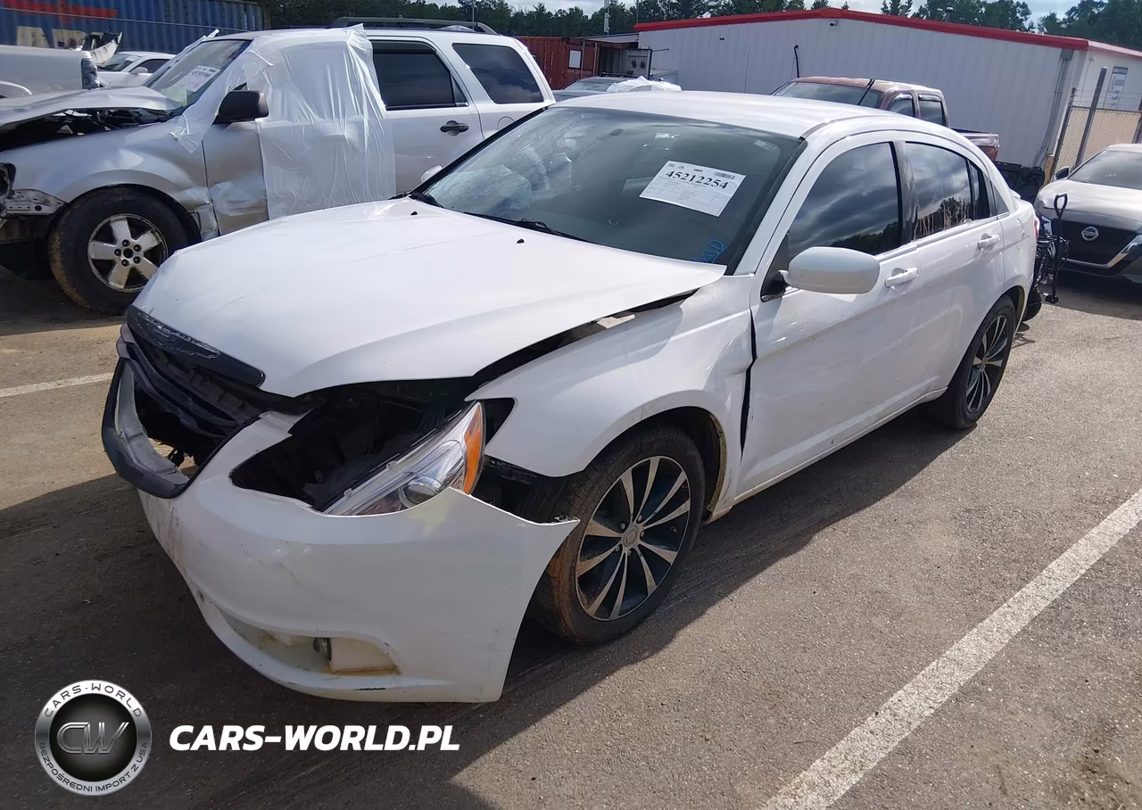 2014 Chrysler 200 Touring VIN:1C3CCBBG6EN192257 - 2