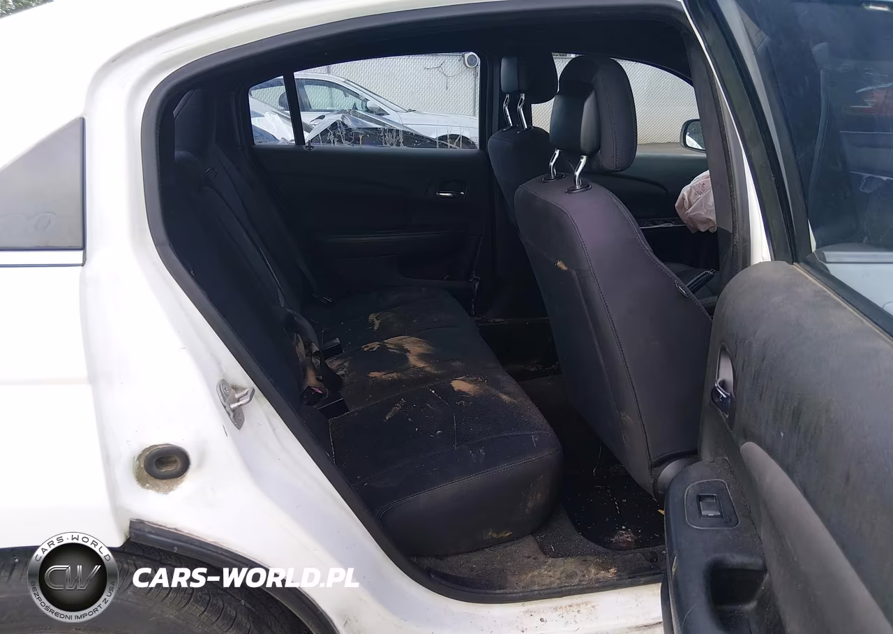 2014 Chrysler 200 Touring VIN:1C3CCBBG6EN192257 - 8