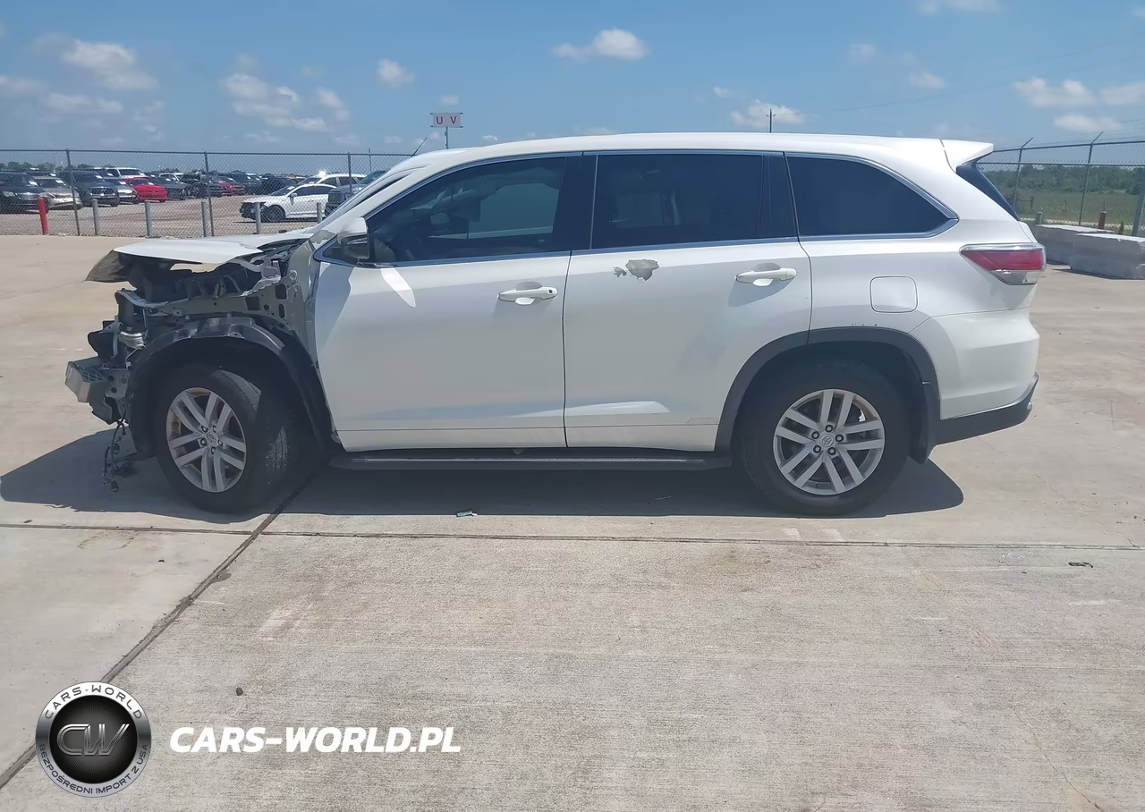 2015 Toyota Highlander Le VIN:5TDZARFH0FS014394 - 14