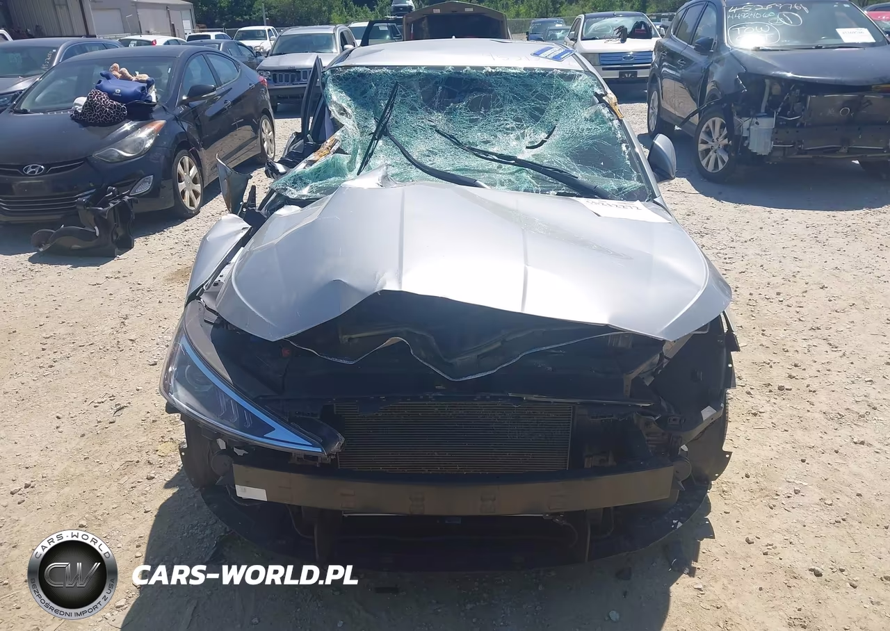 2020 Hyundai Elantra Sel VIN:5NPD84LF4LH565554 - 13