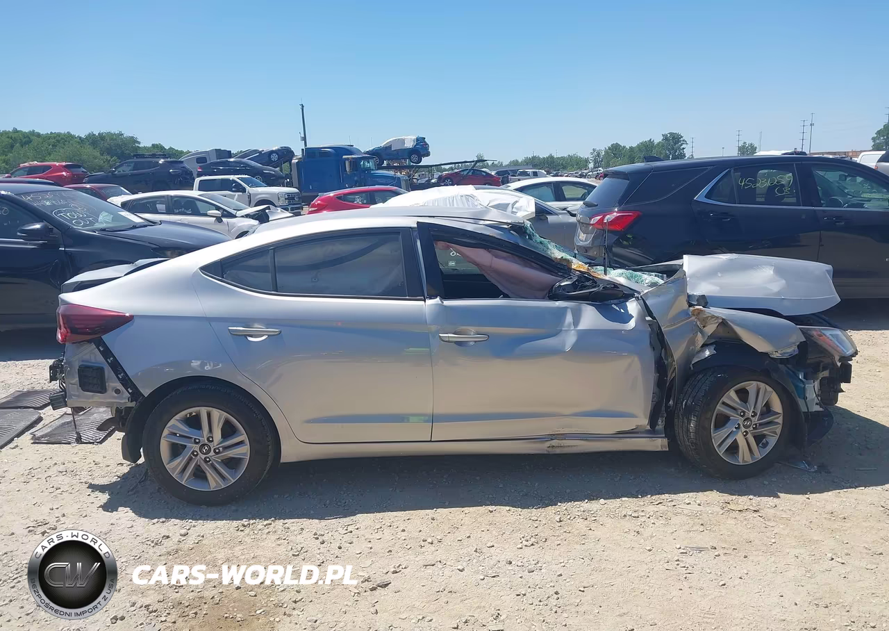 2020 Hyundai Elantra Sel VIN:5NPD84LF4LH565554 - 14