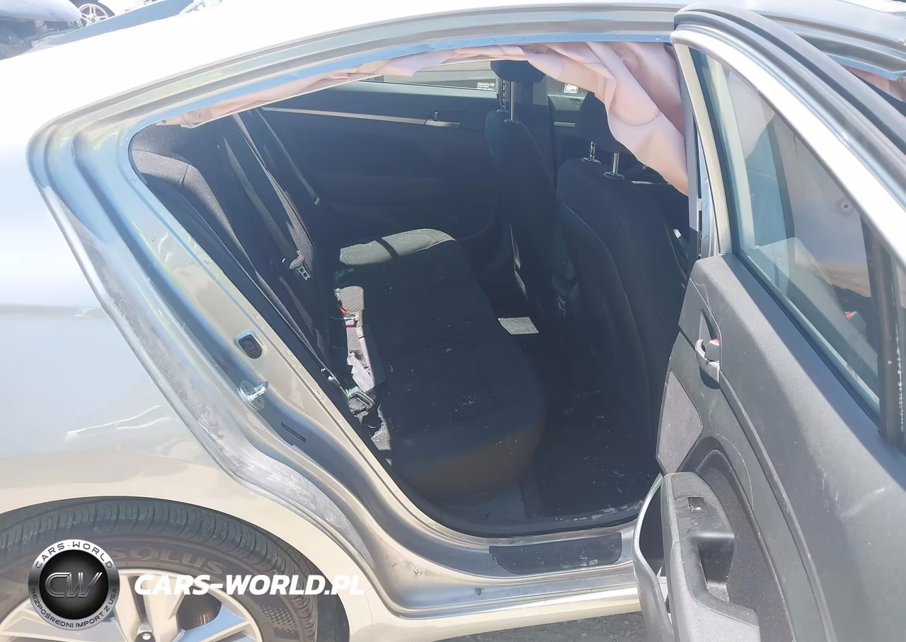 2020 Hyundai Elantra Sel VIN:5NPD84LF4LH565554 - 8