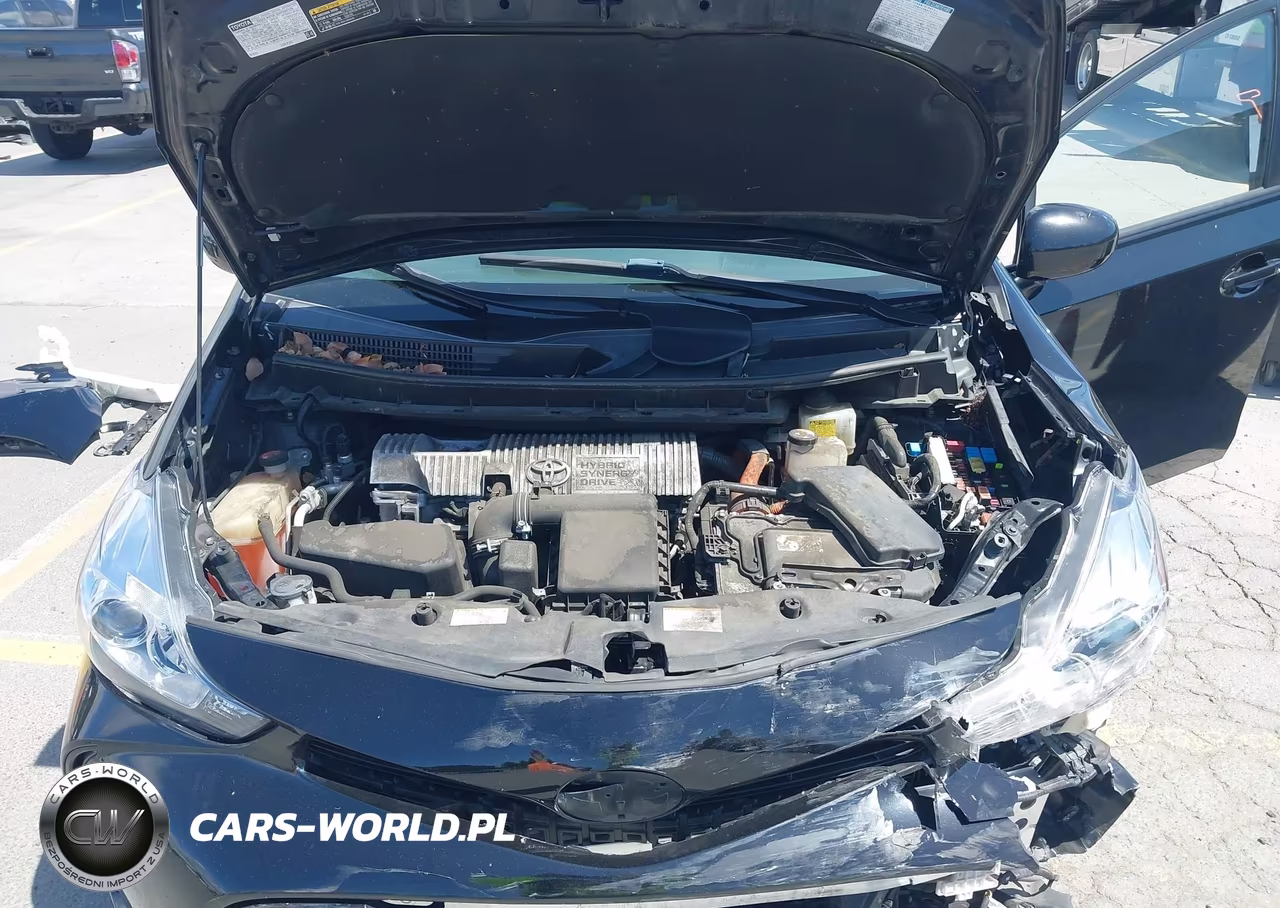 2017 Toyota Prius V Four VIN:JTDZN3EU3HJ060608 - 10