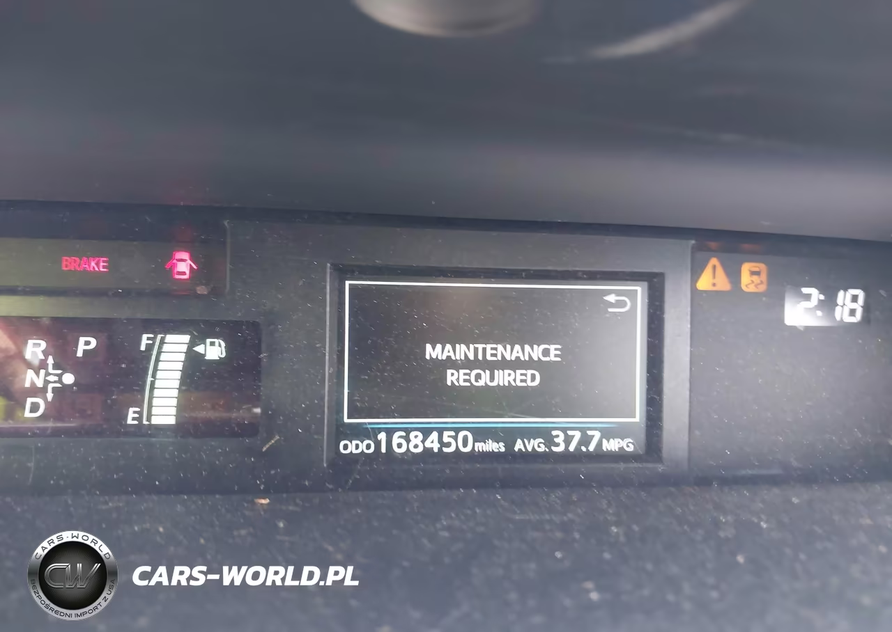 2017 Toyota Prius V Four VIN:JTDZN3EU3HJ060608 - 16