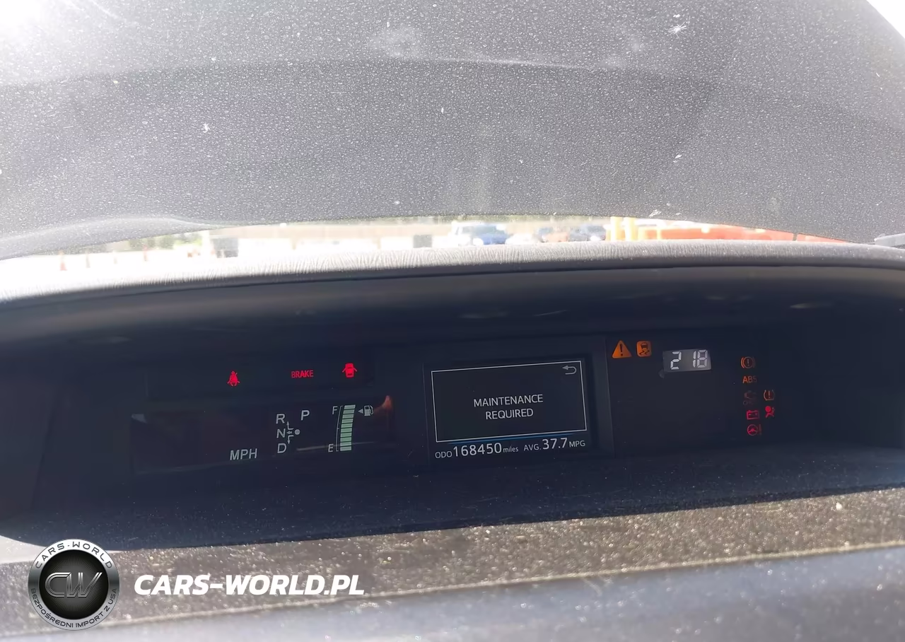 2017 Toyota Prius V Four VIN:JTDZN3EU3HJ060608 - 7