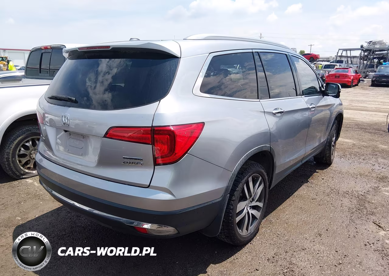 2016 Honda Pilot Touring VIN:5FNYF6H91GB123938 - 4