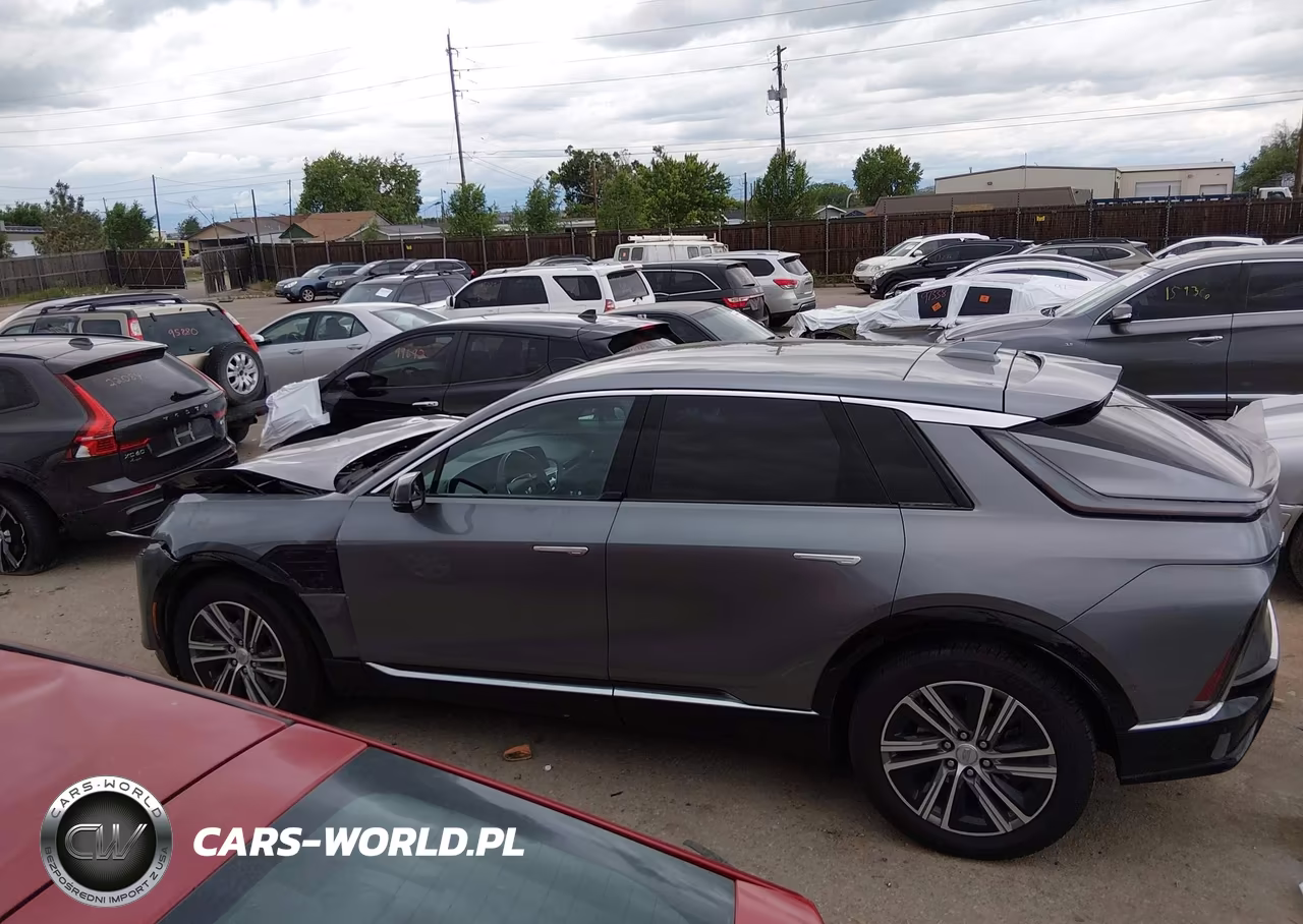 2023 Cadillac Lyriq Awd Luxury VIN:1GYKPPRL8PZ003139 - 14