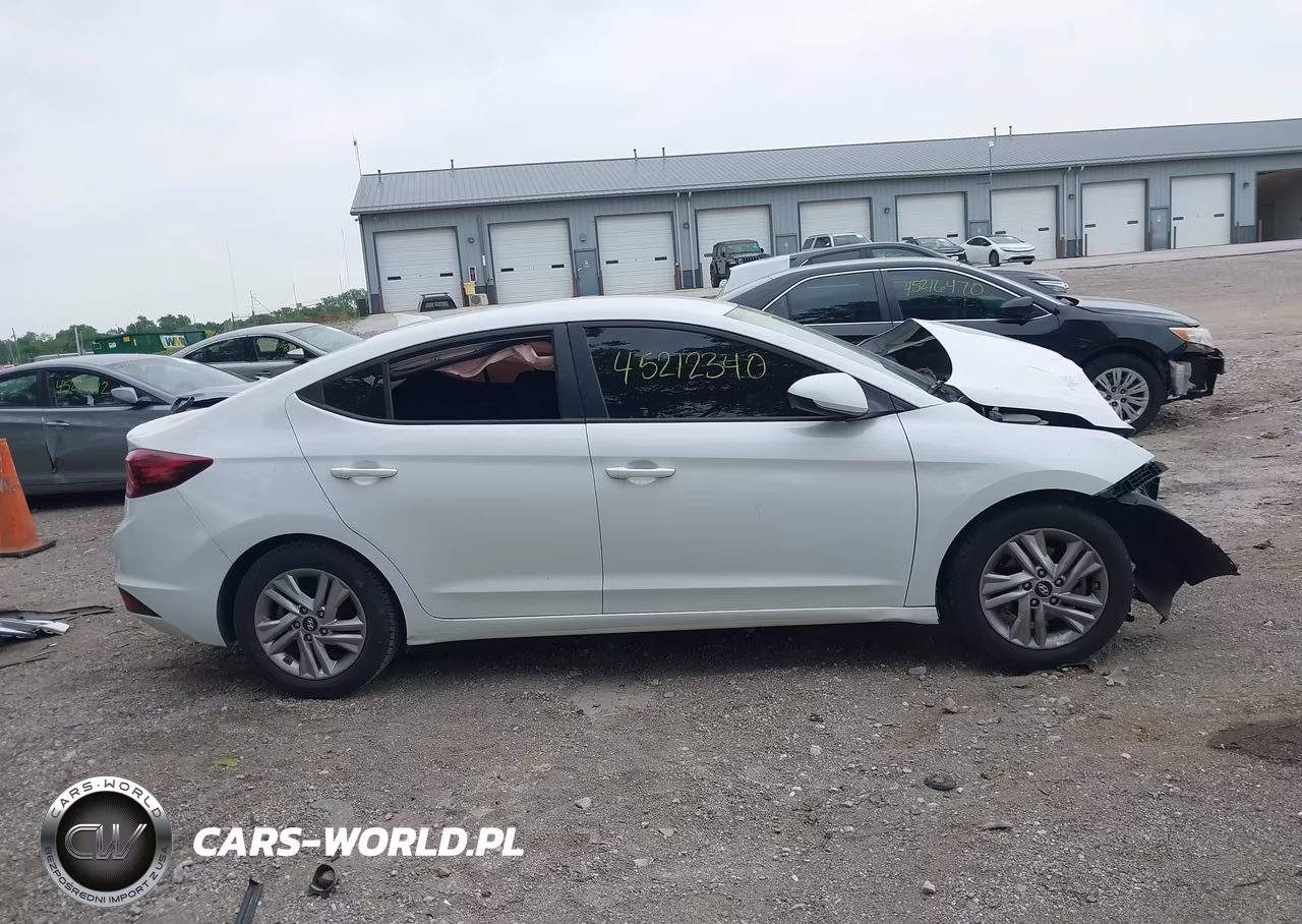 2020 Hyundai Elantra Sel VIN:5NPD84LF1LH538103 - 14