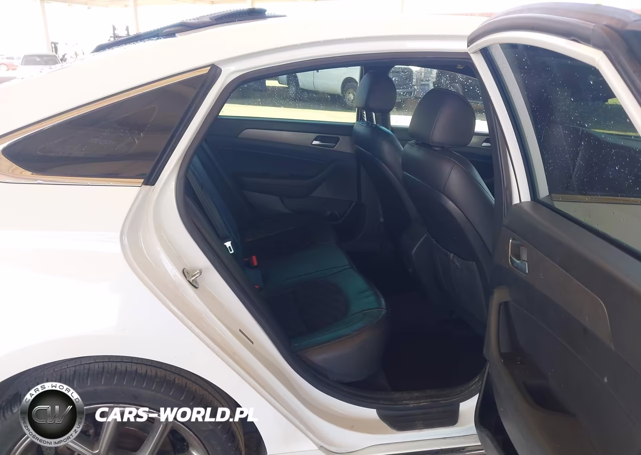 2018 Hyundai Sonata Sport 2.0T VIN:5NPE34AB3JH649395 - 7