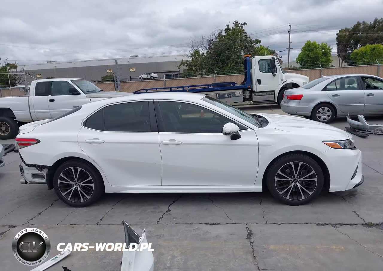 2018 Toyota Camry Se VIN:JTNB11HK3J3003598 - 13