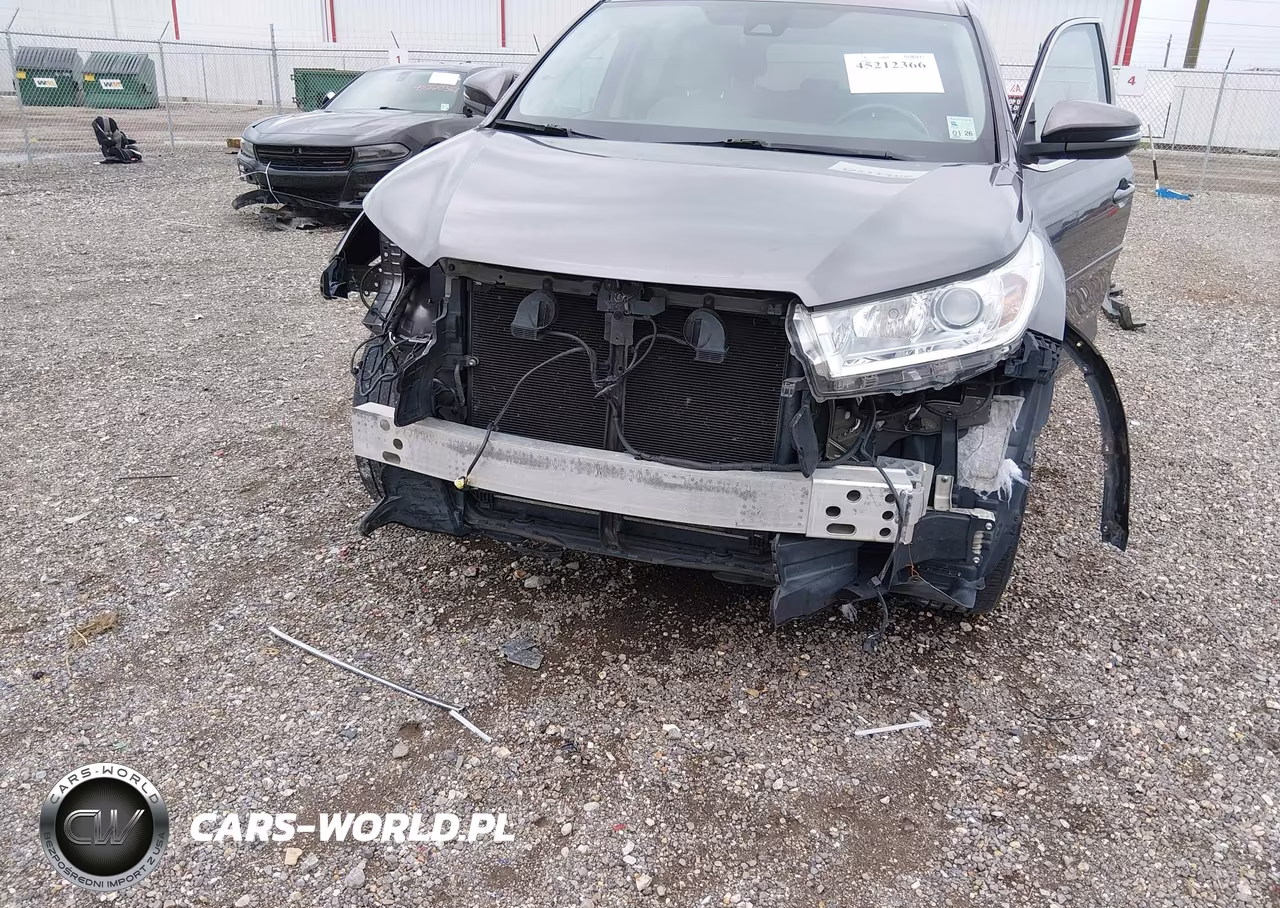 2017 Toyota Highlander Le Plus VIN:5TDZZRFH2HS197910 - 6