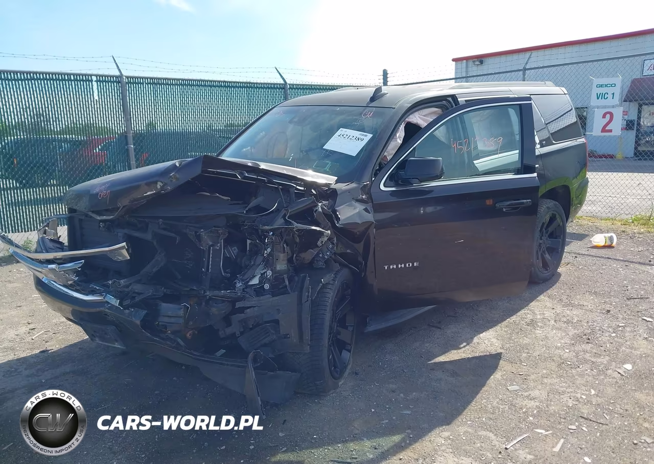 2018 Chevrolet Tahoe Lt VIN:1GNSCBKC7JR133748 - 2