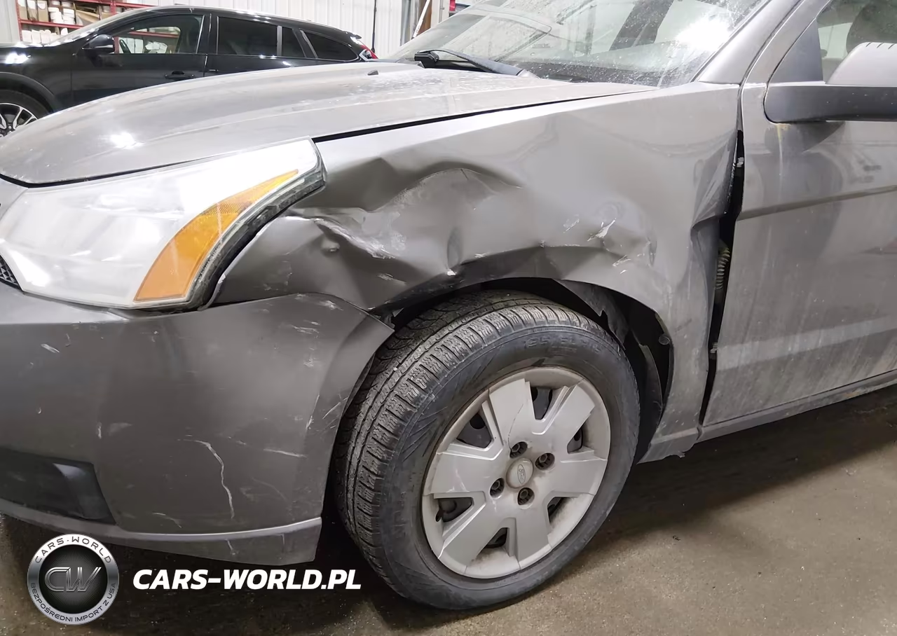 2010 Ford Focus S VIN:1FAHP3EN7AW230563 - 6