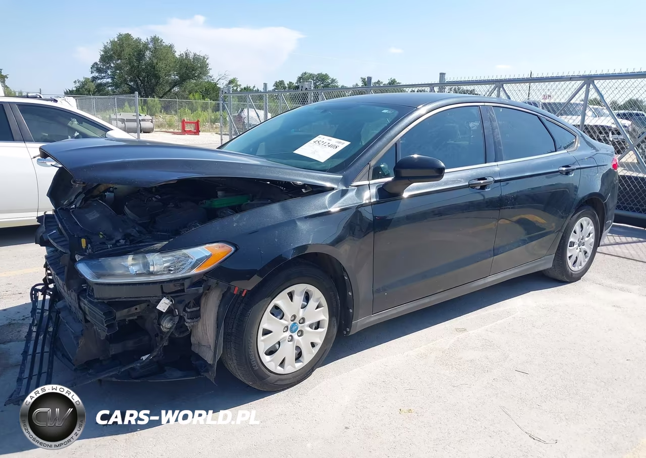 2013 Ford Fusion S VIN:3FA6P0G74DR254122 - 2
