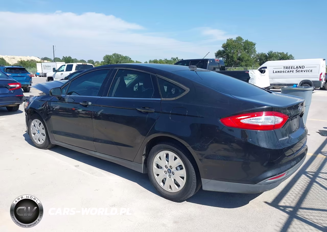 2013 Ford Fusion S VIN:3FA6P0G74DR254122 - 3