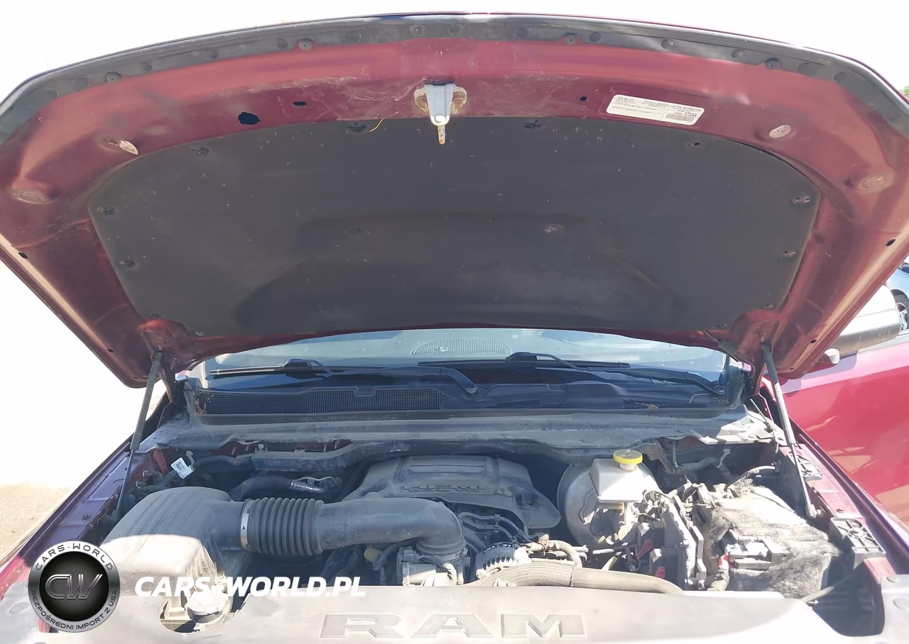 2019 Ram 1500 Laramie 4X4 6'4 Box VIN:1C6SRFRT7KN538125 - 10