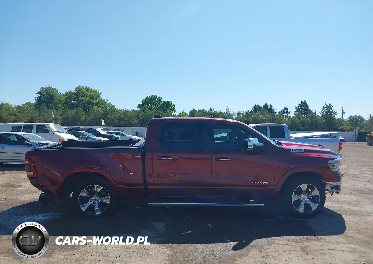 2019 Ram 1500 Laramie 4X4 6'4 Box VIN:1C6SRFRT7KN538125 - 14