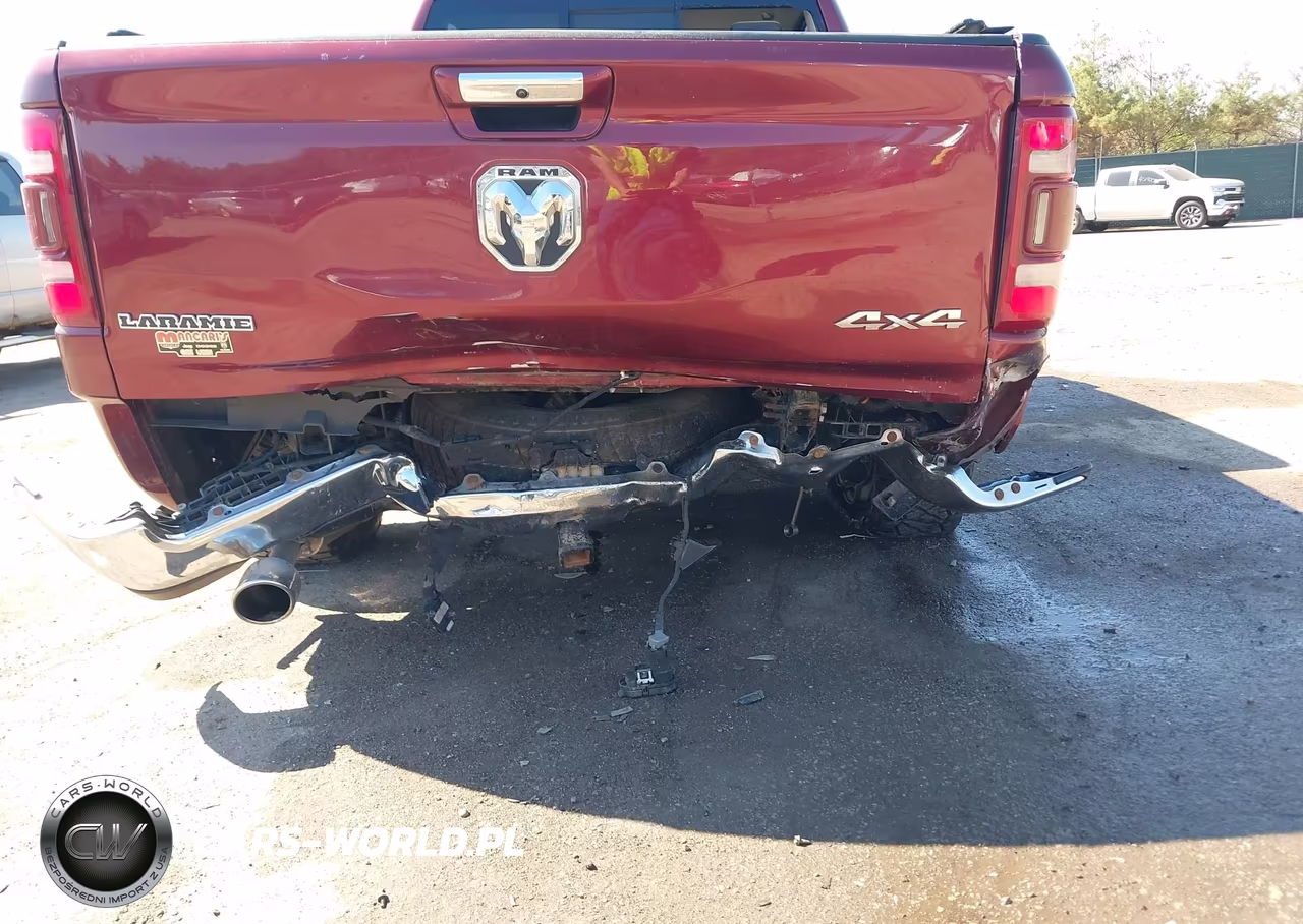 2019 Ram 1500 Laramie 4X4 6'4 Box VIN:1C6SRFRT7KN538125 - 18