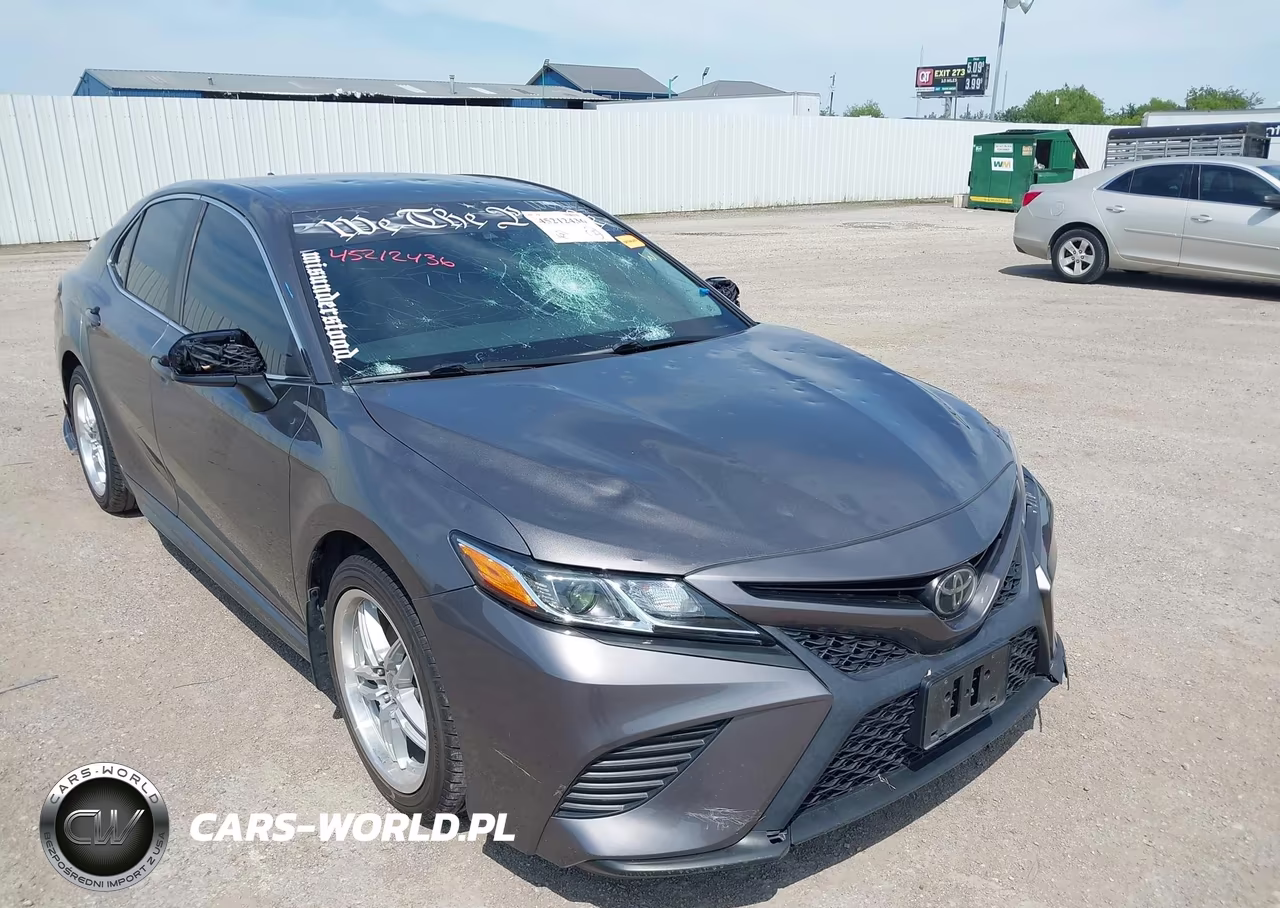 2020 Toyota Camry Se