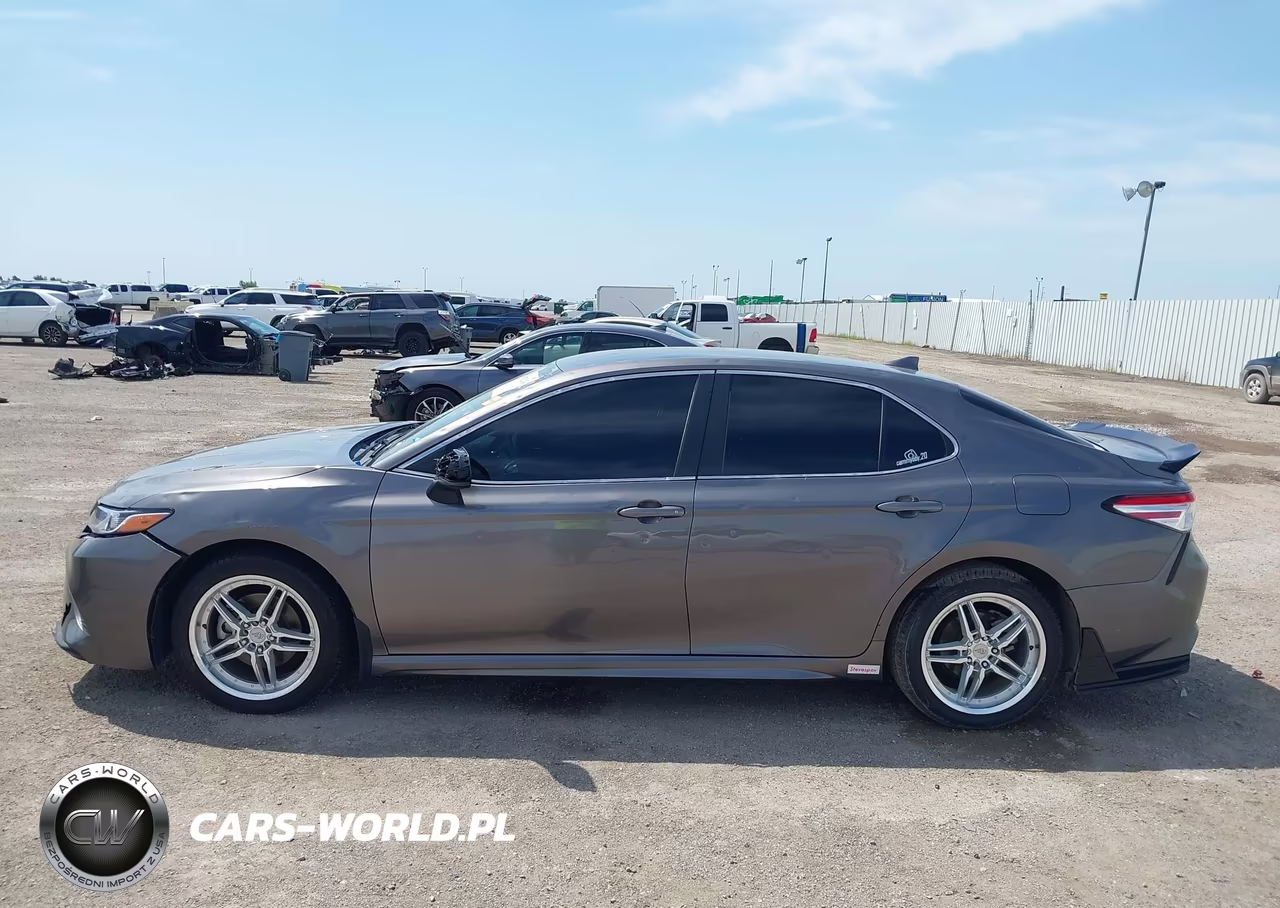 2020 Toyota Camry Se VIN:4T1G11AK5LU338312 - 14