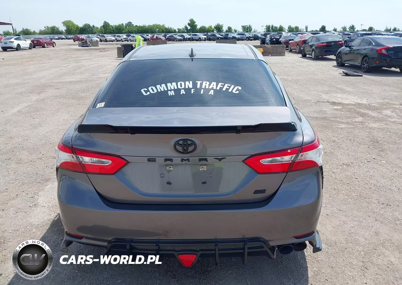 2020 Toyota Camry Se VIN:4T1G11AK5LU338312 - 16