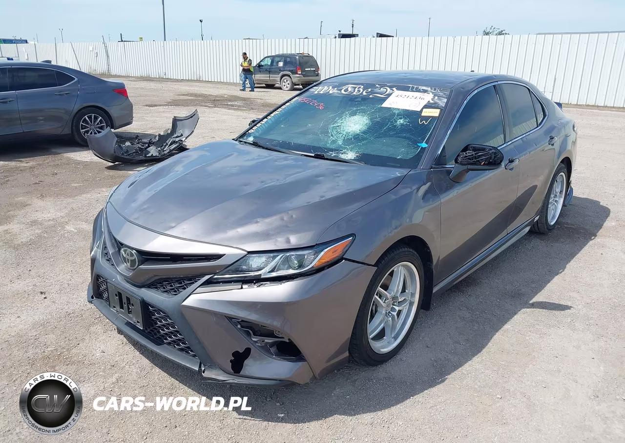 2020 Toyota Camry Se VIN:4T1G11AK5LU338312 - 2