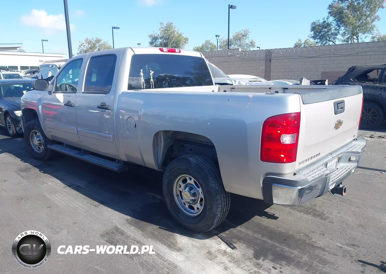 2007 Chevrolet Silverado 2500Hd Lt1 VIN:1GCHC23K47F512810 - 3