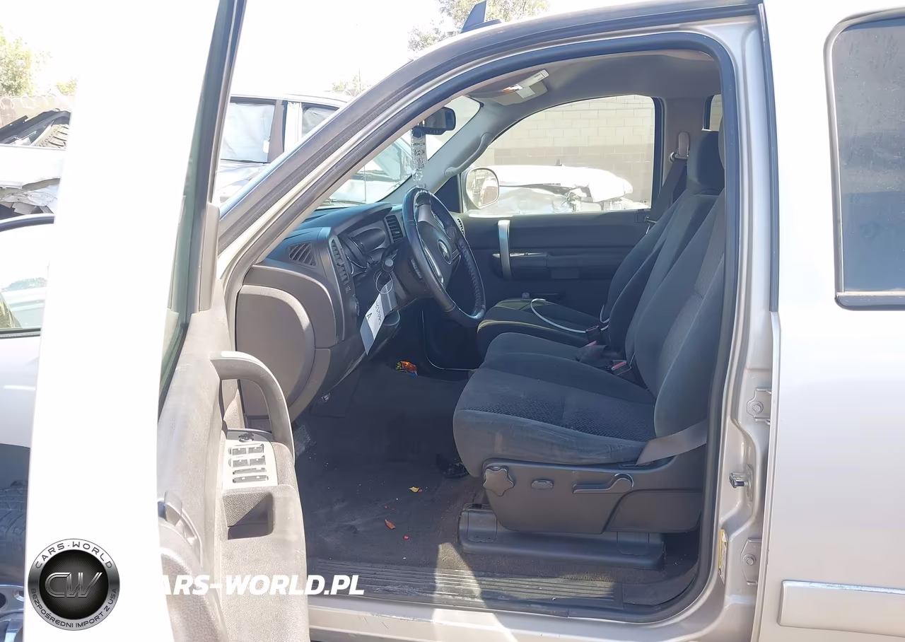 2007 Chevrolet Silverado 2500Hd Lt1 VIN:1GCHC23K47F512810 - 5