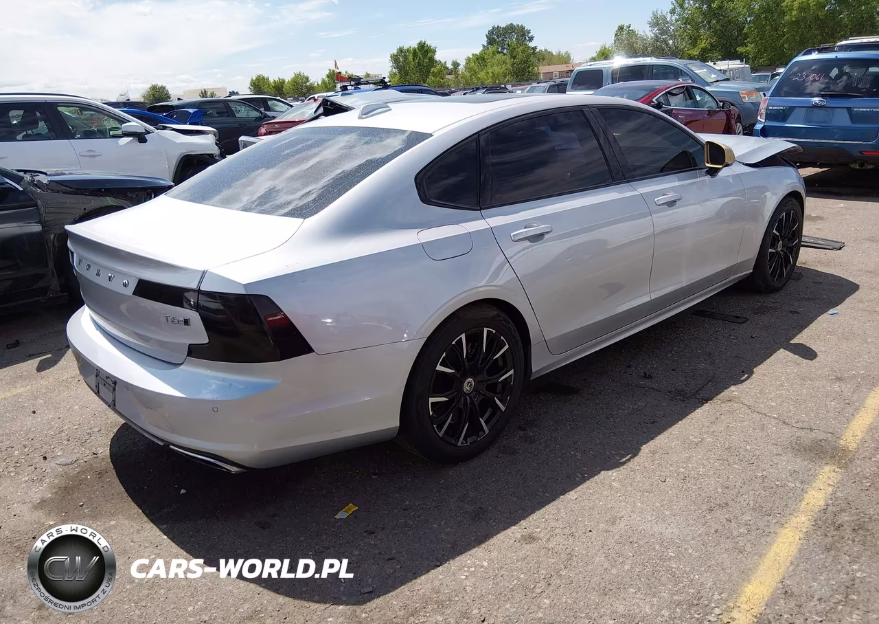 2020 Volvo S90 T6 R-Design VIN:LVYA22MT3LP176124 - 4