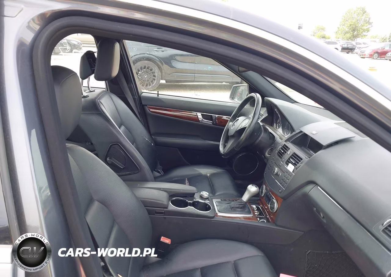 2010 Mercedes-Benz C 300 VIN:WDDGF8BB8AR126801 - 5