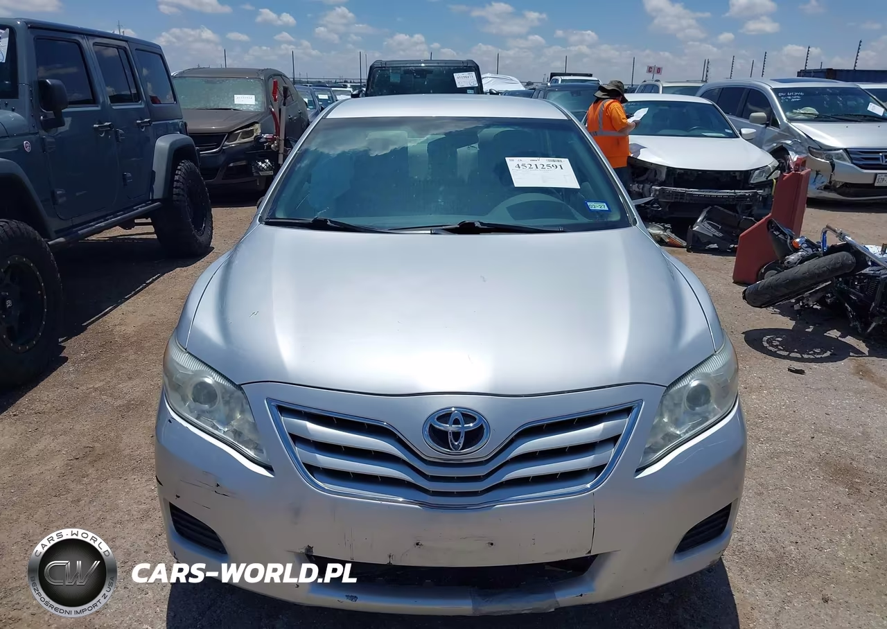 2010 Toyota Camry Le VIN:4T1BF3EKXAU061719 - 13