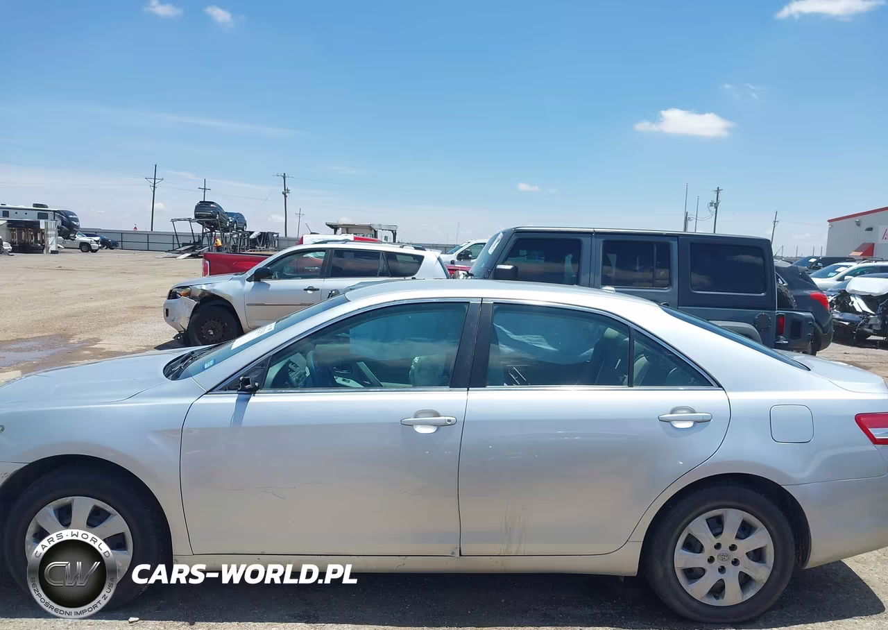 2010 Toyota Camry Le VIN:4T1BF3EKXAU061719 - 15