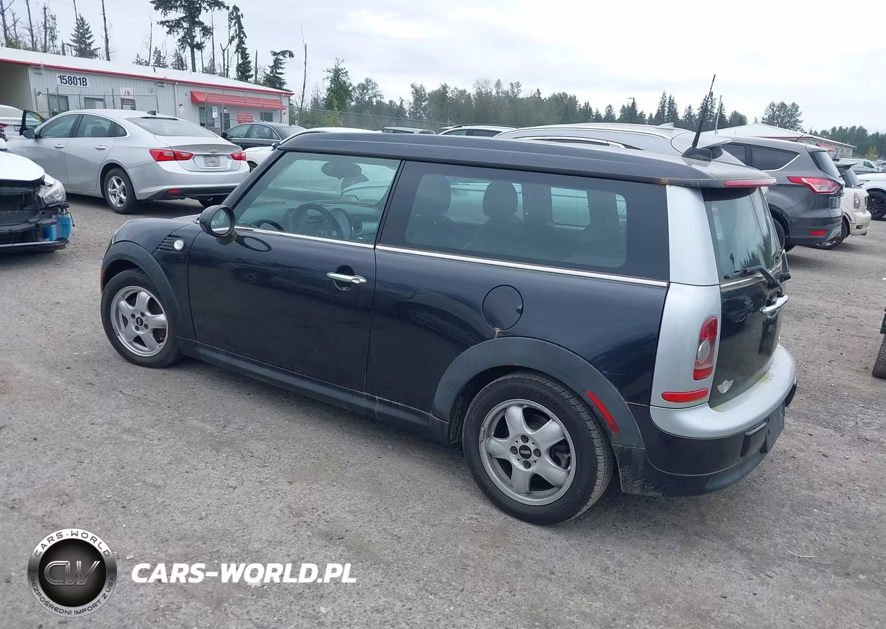 2008 Mini Cooper Clubman VIN:WMWML335X8TN66675 - 3