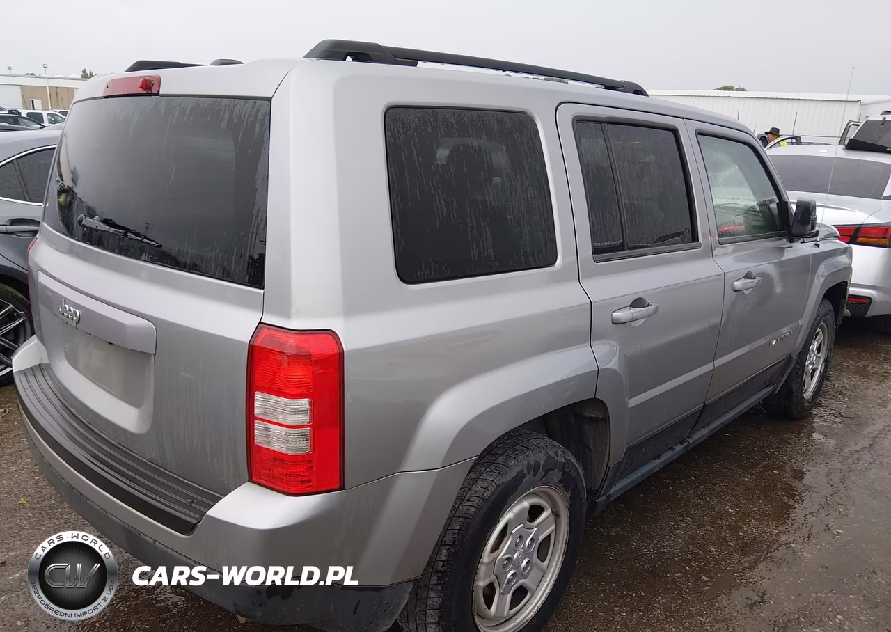 2015 Jeep Patriot Sport VIN:1C4NJPBB6FD275173 - 4