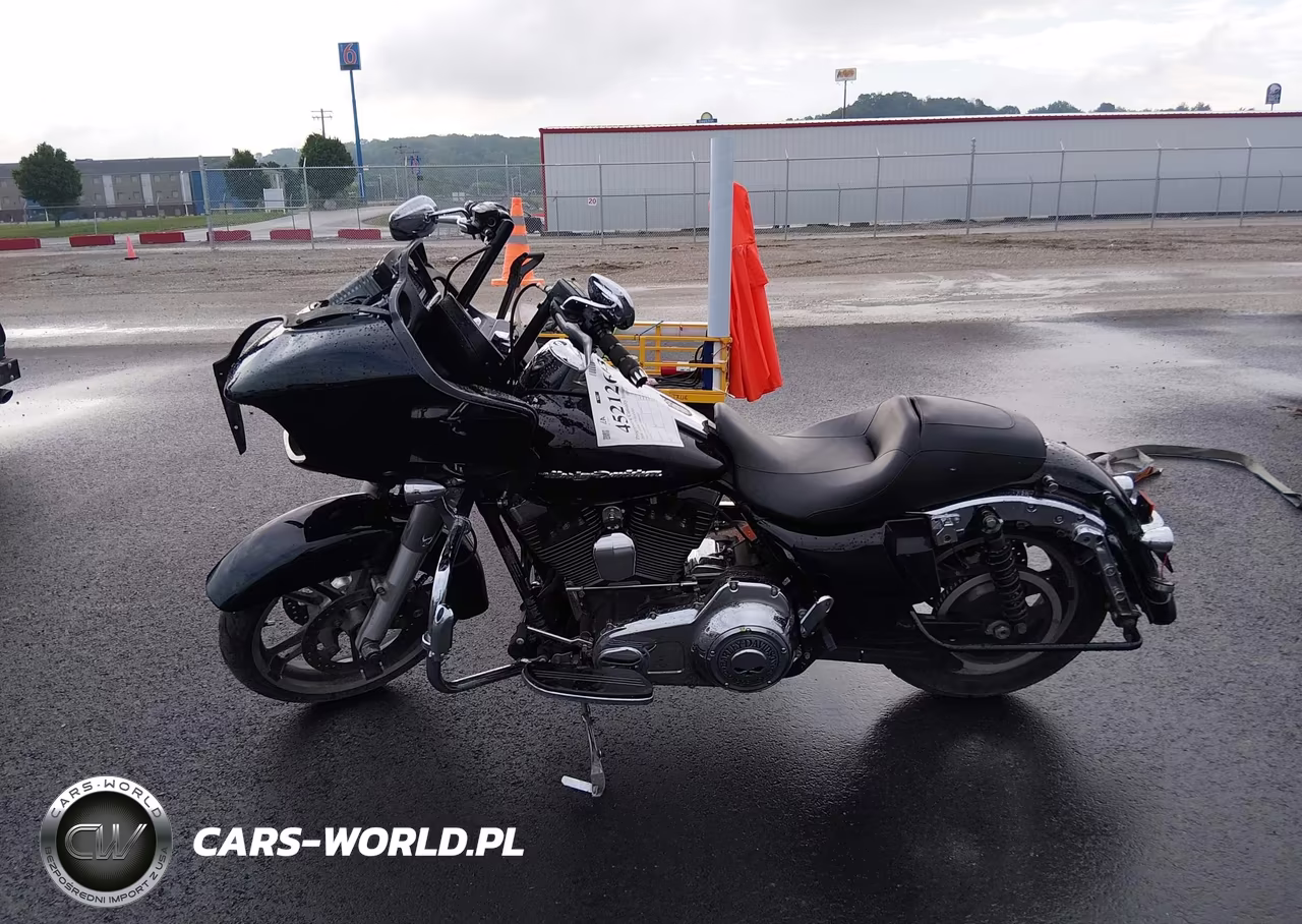 2016 Harley-Davidson Fltrx Road Glide VIN:1HD1KHM11GB643857 - 13