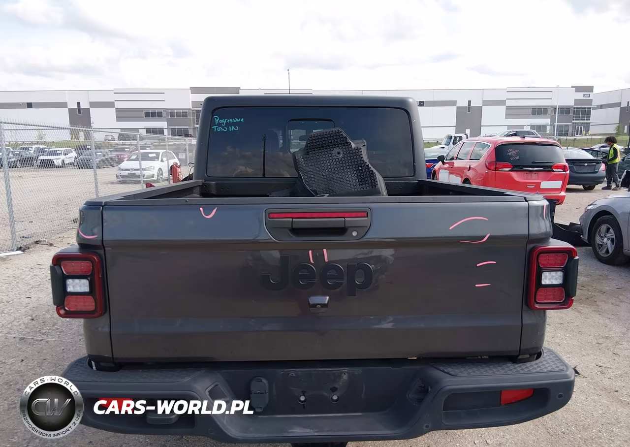 2021 Jeep Gladiator Texas Trail 4X4 VIN:1C6HJTAG5ML565224 - 16