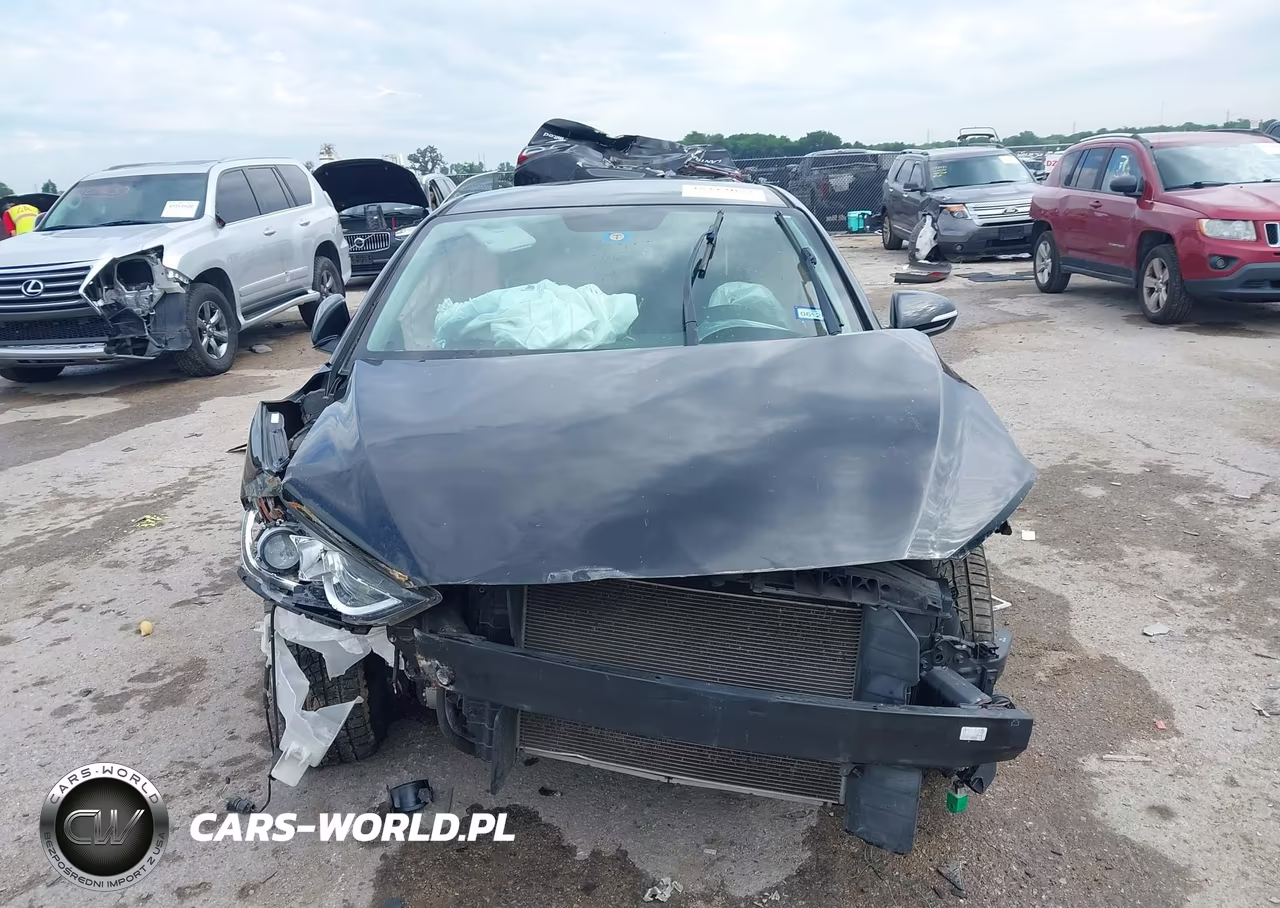 2018 Hyundai Elantra Limited VIN:KMHD84LF8JU646247 - 11
