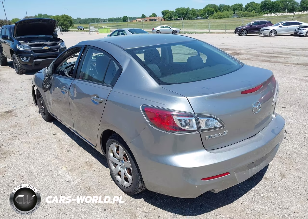 2012 Mazda Mazda3 I Sport VIN:JM1BL1UF7C1528248 - 3
