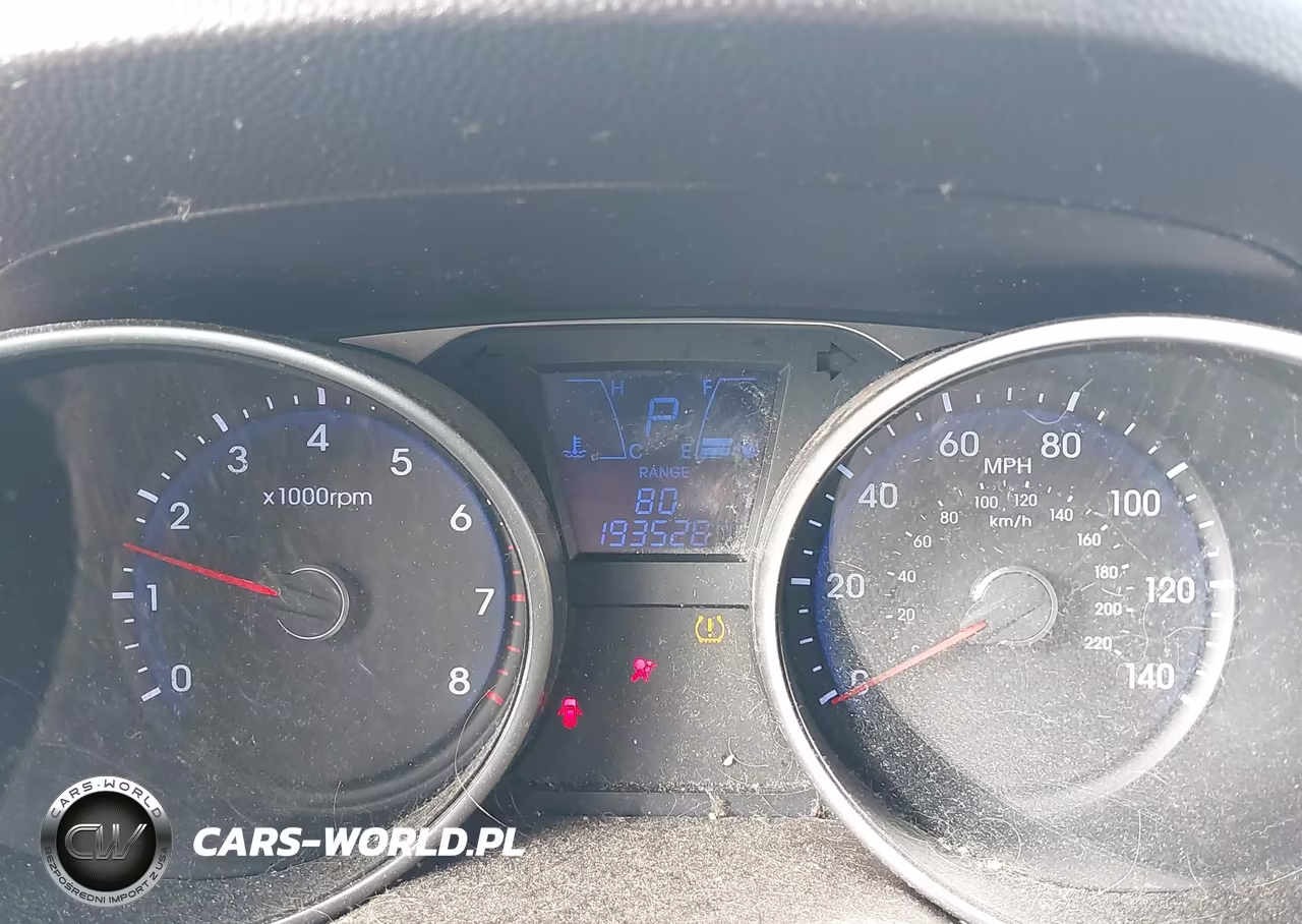 2010 Hyundai Tucson Limited VIN:KM8JU3ACXAU064295 - 7
