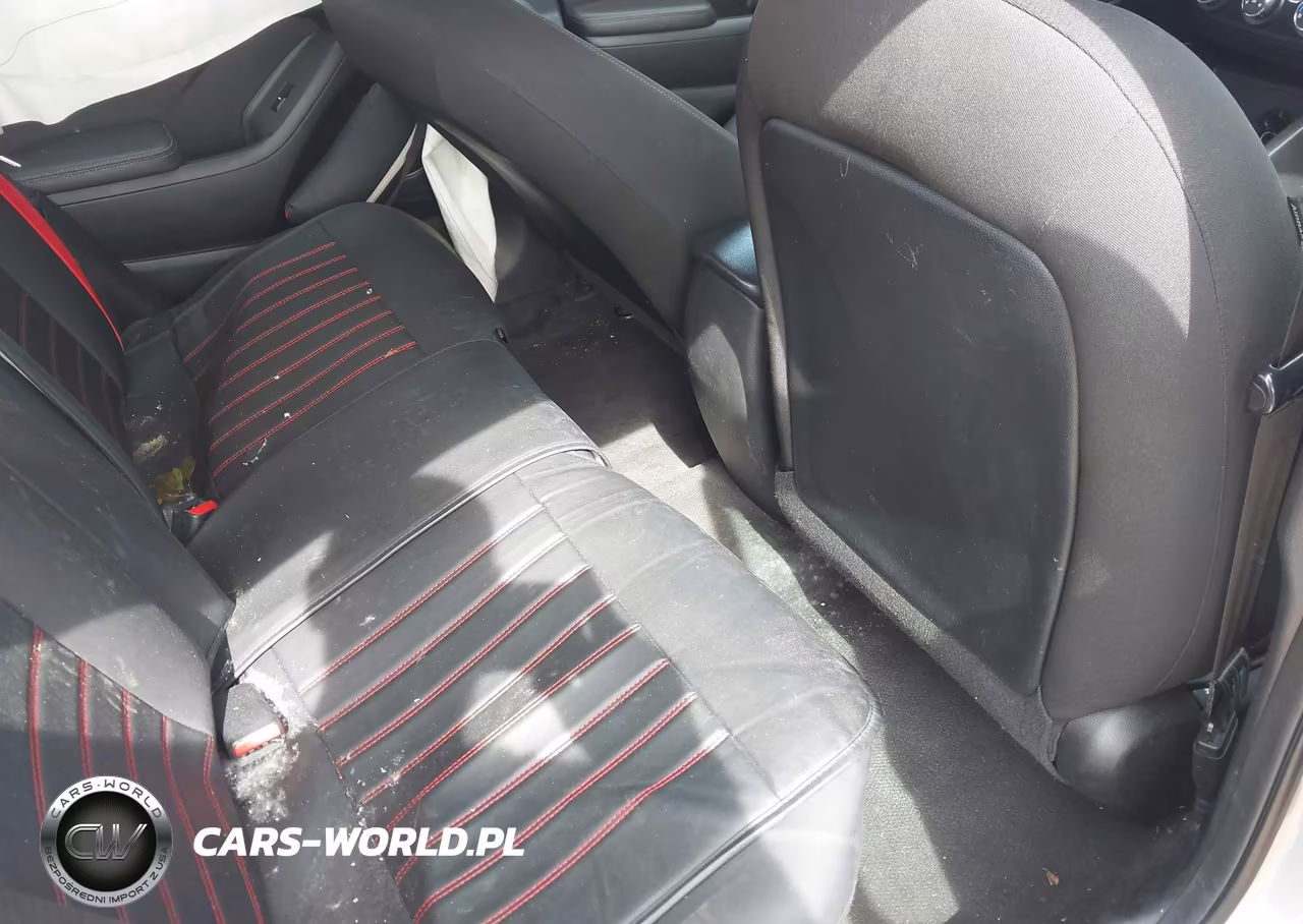 2018 Kia Forte Lx VIN:3KPFK4A74JE226106 - 8