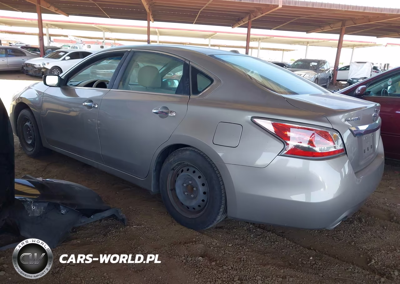 2015 Nissan Altima 2.5 S VIN:1N4AL3AP7FC264449 - 3