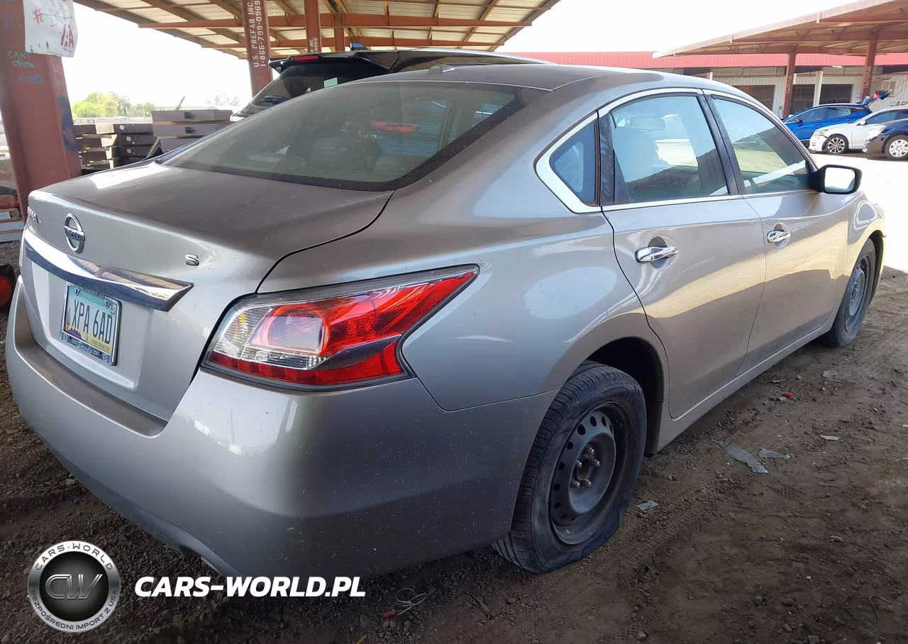 2015 Nissan Altima 2.5 S VIN:1N4AL3AP7FC264449 - 4