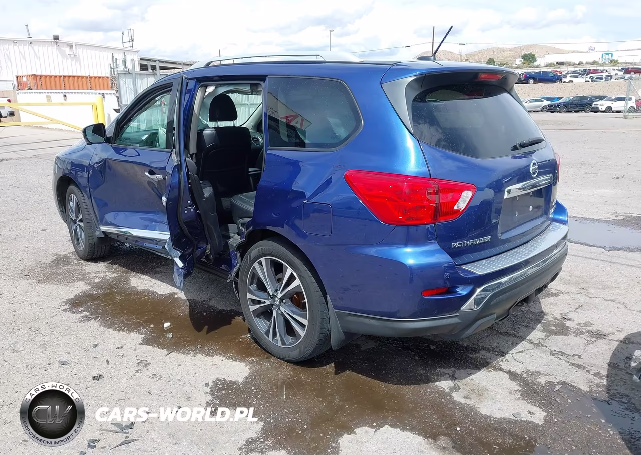 2017 Nissan Pathfinder Platinum VIN:5N1DR2MM5HC910345 - 3