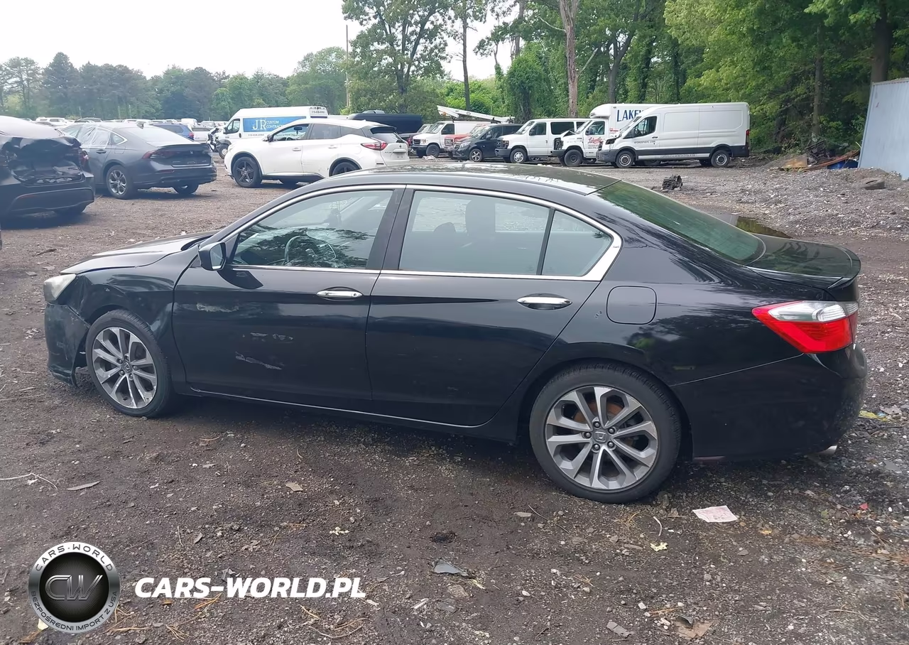 2015 Honda Accord Sport VIN:1HGCR2F53FA227320 - 14
