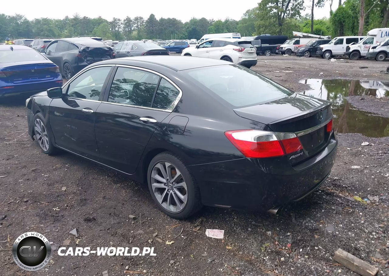 2015 Honda Accord Sport VIN:1HGCR2F53FA227320 - 3