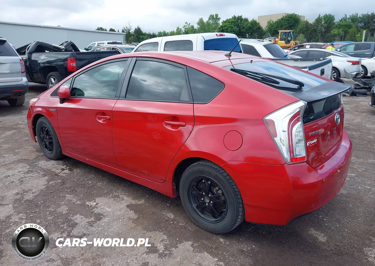 2015 Toyota Prius Two VIN:JTDKN3DU2F2001009 - 3