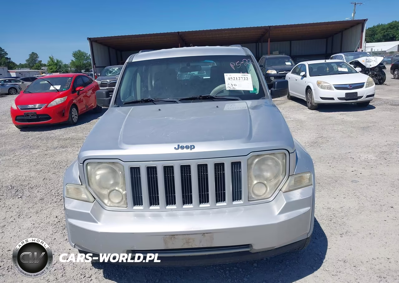 2008 Jeep Liberty Sport VIN:1J8GP28K98W106847 - 12