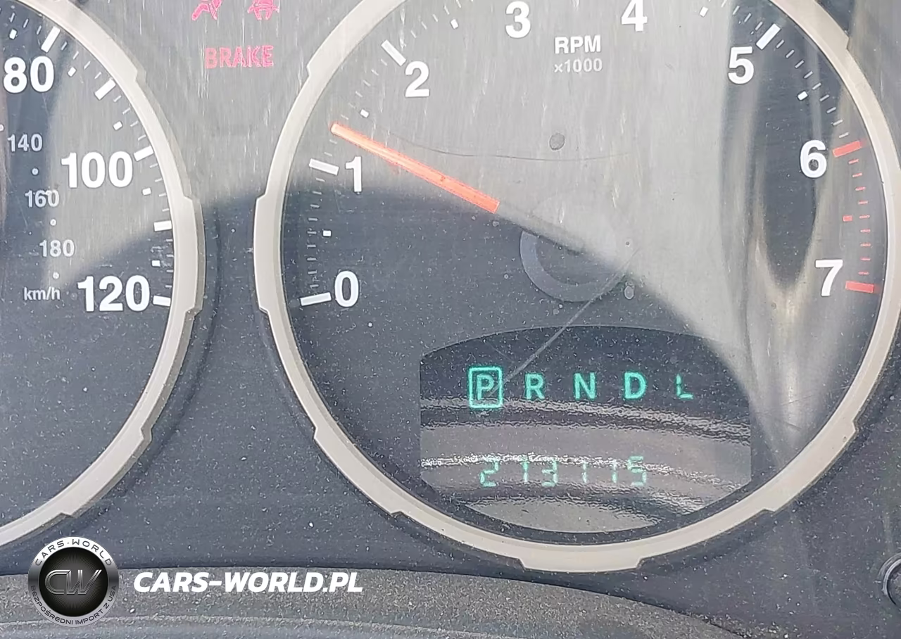 2008 Jeep Liberty Sport VIN:1J8GP28K98W106847 - 15